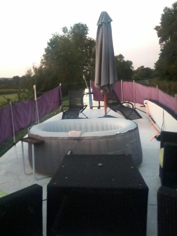 Bateau Houseboat Camille Hotel Donchery Buitenkant foto
